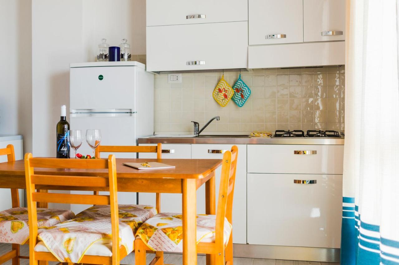 Residence Fior Di Sulcis Calasetta Eksteriør bilde