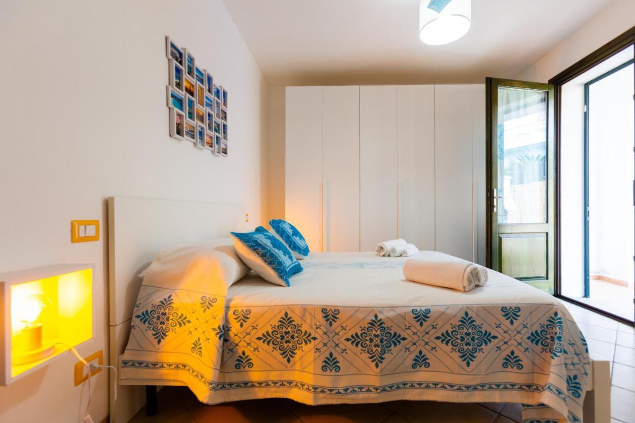 Residence Fior Di Sulcis Calasetta Eksteriør bilde