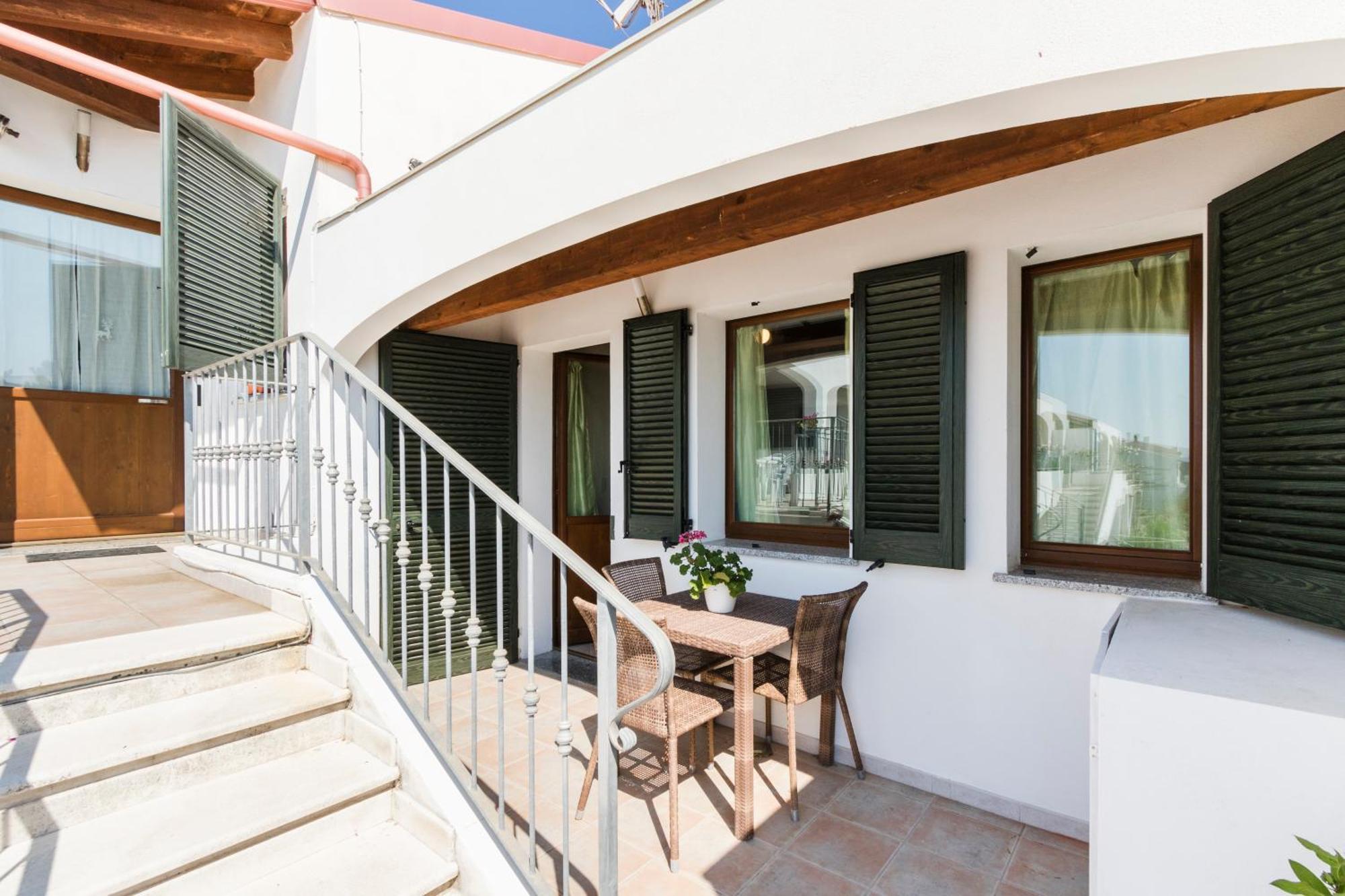 Residence Fior Di Sulcis Calasetta Eksteriør bilde